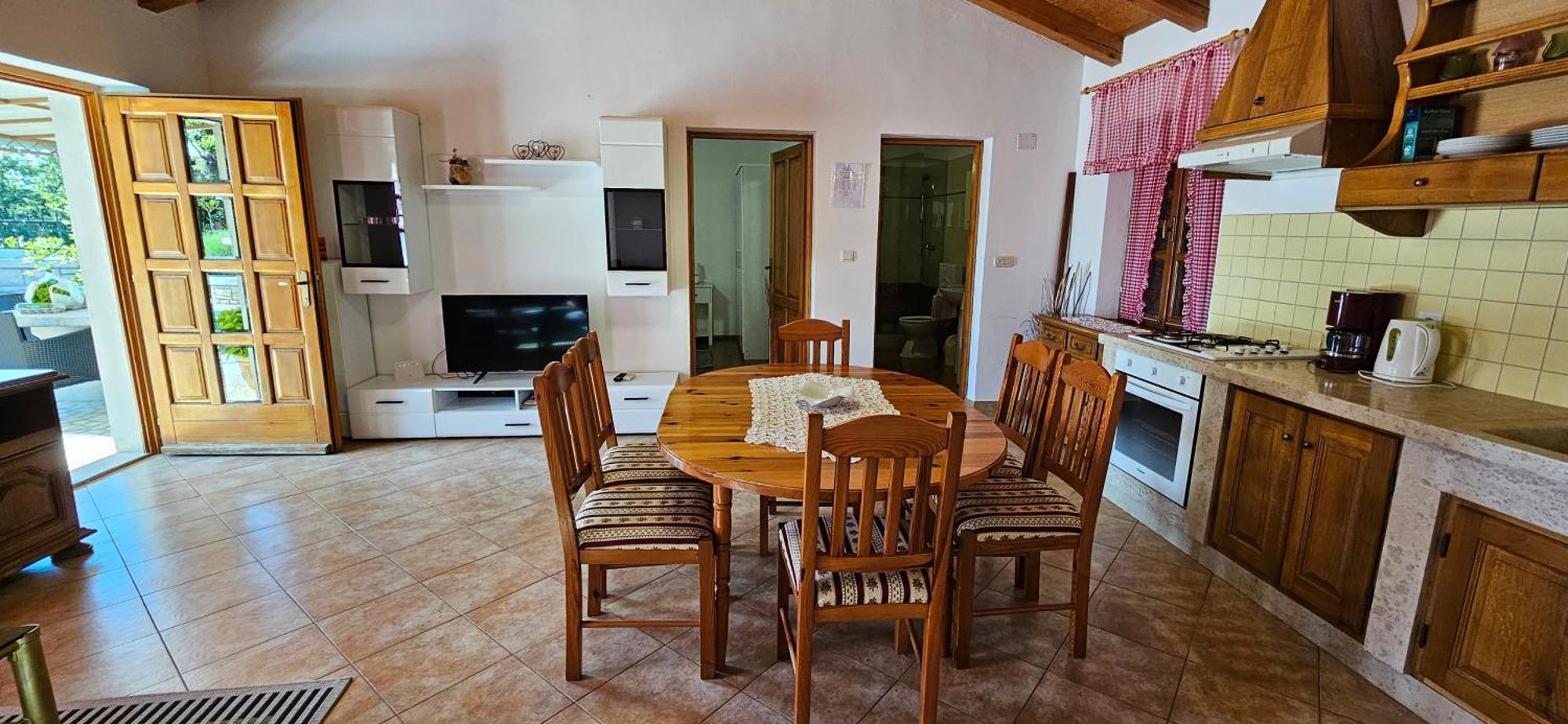 Apartments Vesna With Pool - New! Sveti Lovrec Pazenaticki Bilik gambar