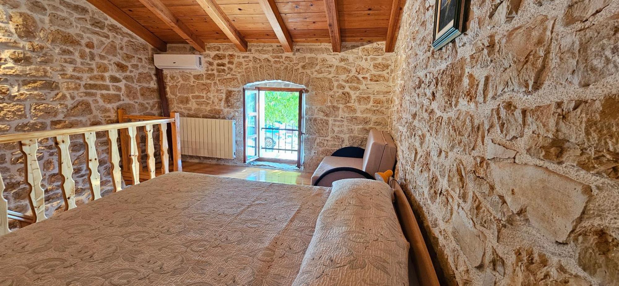 Apartments Vesna With Pool - New! Sveti Lovrec Pazenaticki Bilik gambar